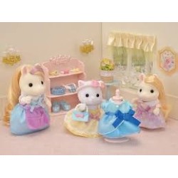 Figura. Set vestidor de princesa Lyra, gato persa. Sylvanian Families. Ternurines