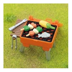 Figura. SET DE PICNIC DE MYRIAM ELEFANTE. Ternurines. Sylvanian Families